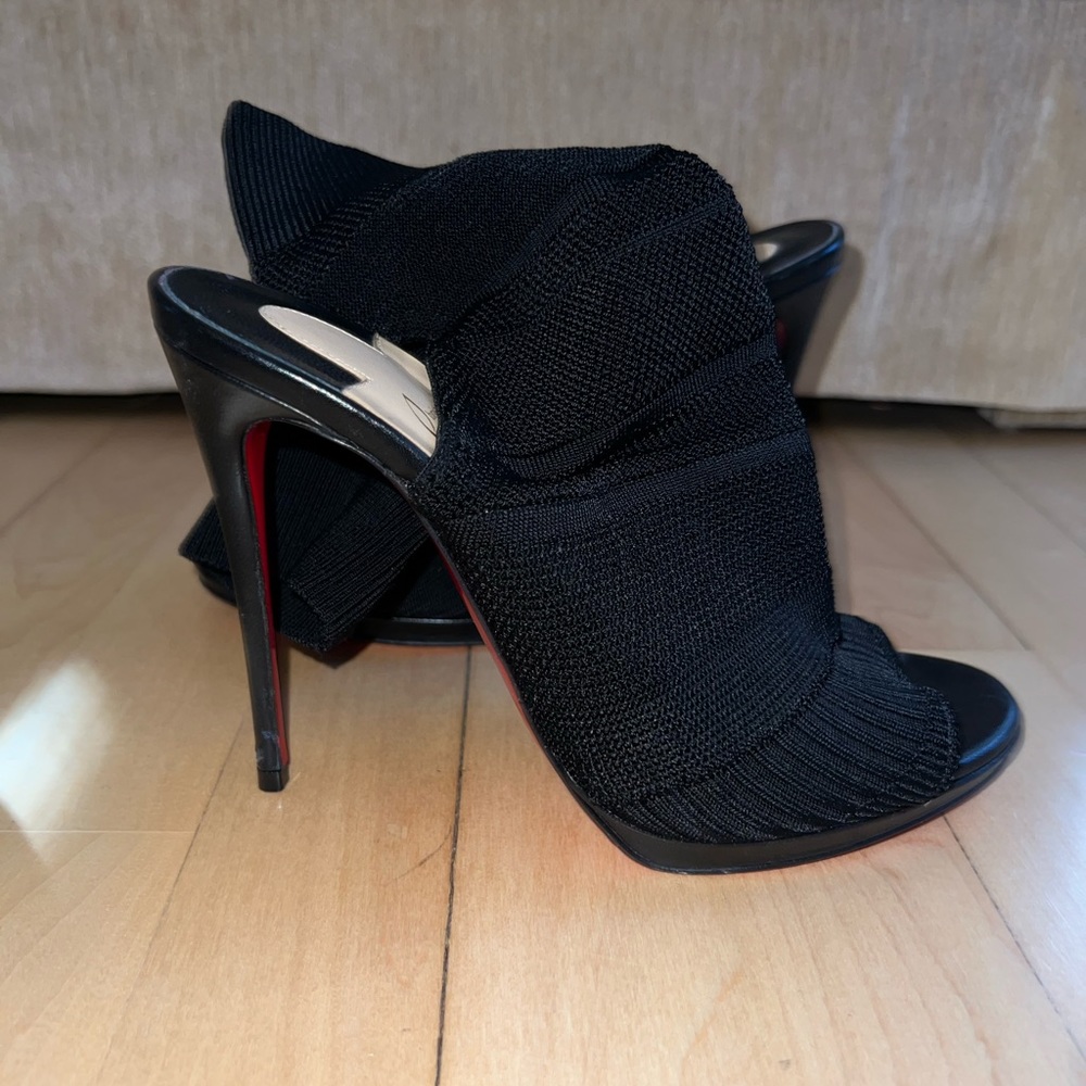 Christian Louboutin Cheminene 120